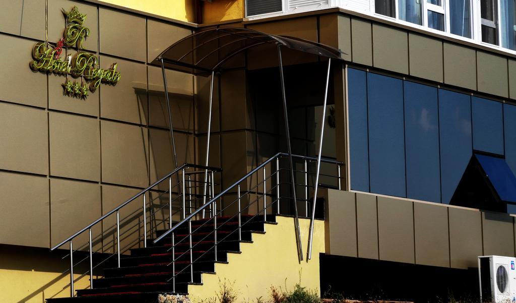 Hotel Royale Galaţi Exterior foto