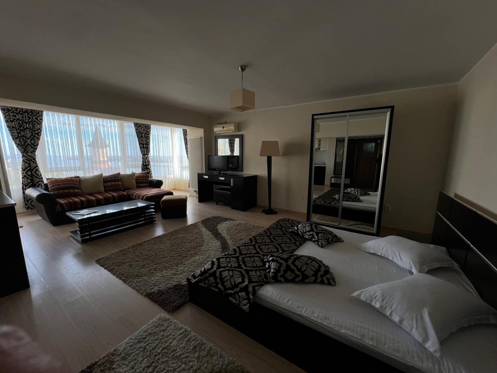 Hotel Royale Galaţi Zimmer foto