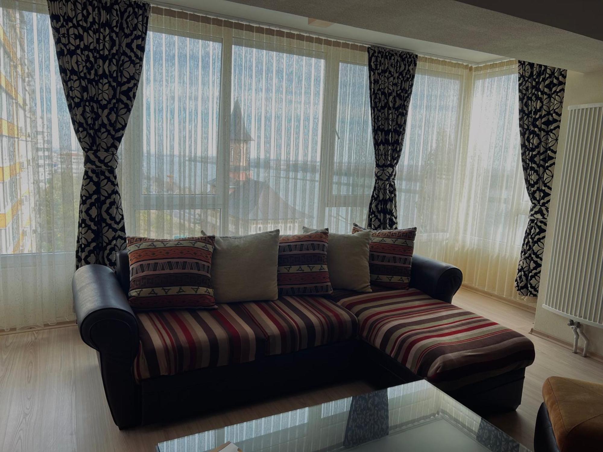 Hotel Royale Galaţi Zimmer foto